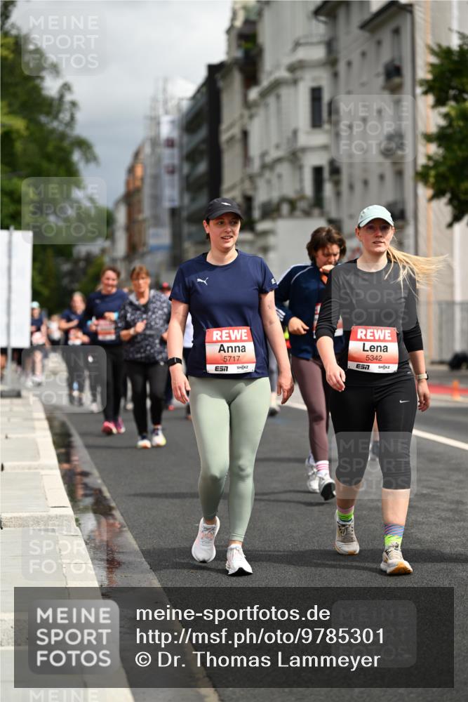 14.06.2026 - REWE Women's Run Dr. Thomas Lammeyer http://msf.ph/oto/9785301 14.06.2026 10:55:22 Laufen 5717, 5342 meine-sportfotos.de