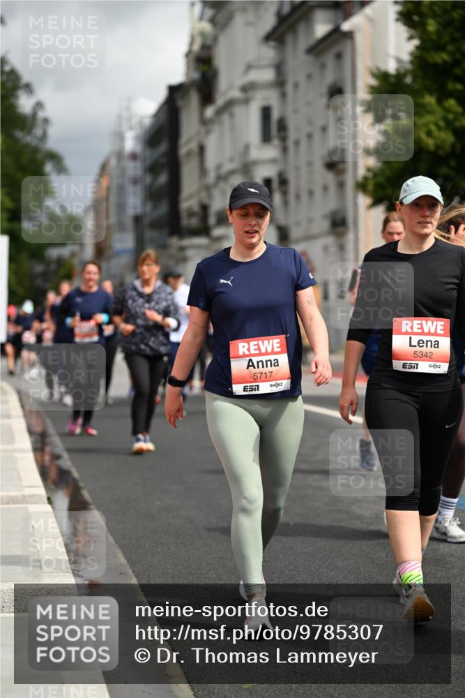 14.06.2026 - REWE Women's Run Dr. Thomas Lammeyer http://msf.ph/oto/9785307 14.06.2026 10:55:23 Laufen 5717, 5342 meine-sportfotos.de