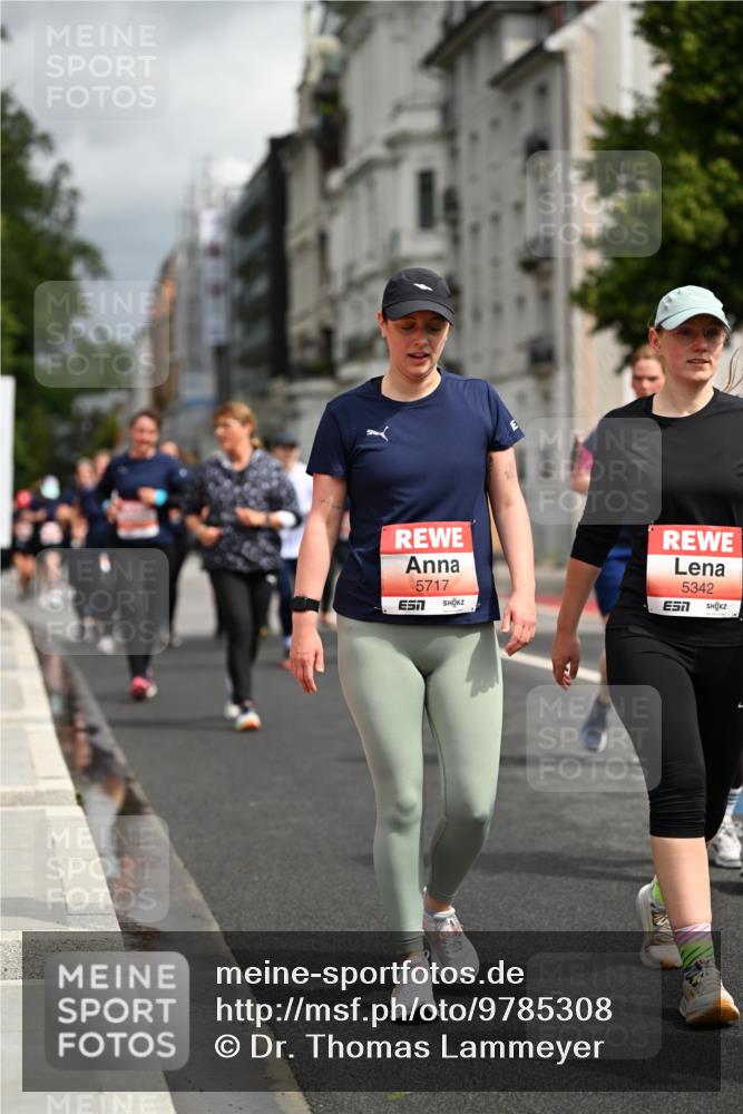 14.06.2026 - REWE Women's Run Dr. Thomas Lammeyer http://msf.ph/oto/9785308 14.06.2026 10:55:24 Laufen 5717, 5342 meine-sportfotos.de