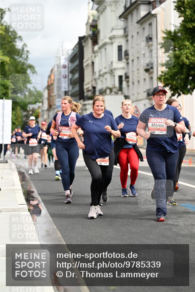14.06.2026 - REWE Women's Run Dr. Thomas Lammeyer http://msf.ph/oto/9785339 14.06.2026 10:55:30 Laufen 5549, 51, 5301, 5211, 7 meine-sportfotos.de