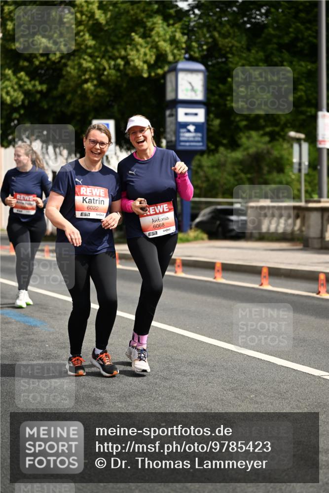 14.06.2026 - REWE Women's Run Dr. Thomas Lammeyer http://msf.ph/oto/9785423 14.06.2026 10:55:44 Laufen 6022, 57, 6068, 7 meine-sportfotos.de