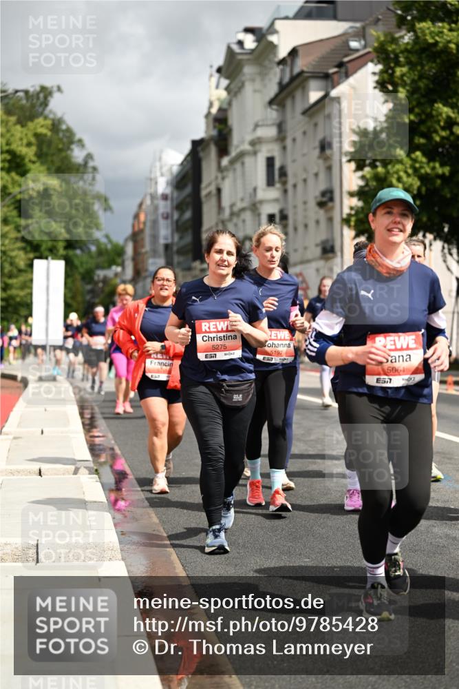 14.06.2026 - REWE Women's Run Dr. Thomas Lammeyer http://msf.ph/oto/9785428 14.06.2026 10:55:47 Laufen 5275, 657, 5197, 5061, 7 meine-sportfotos.de