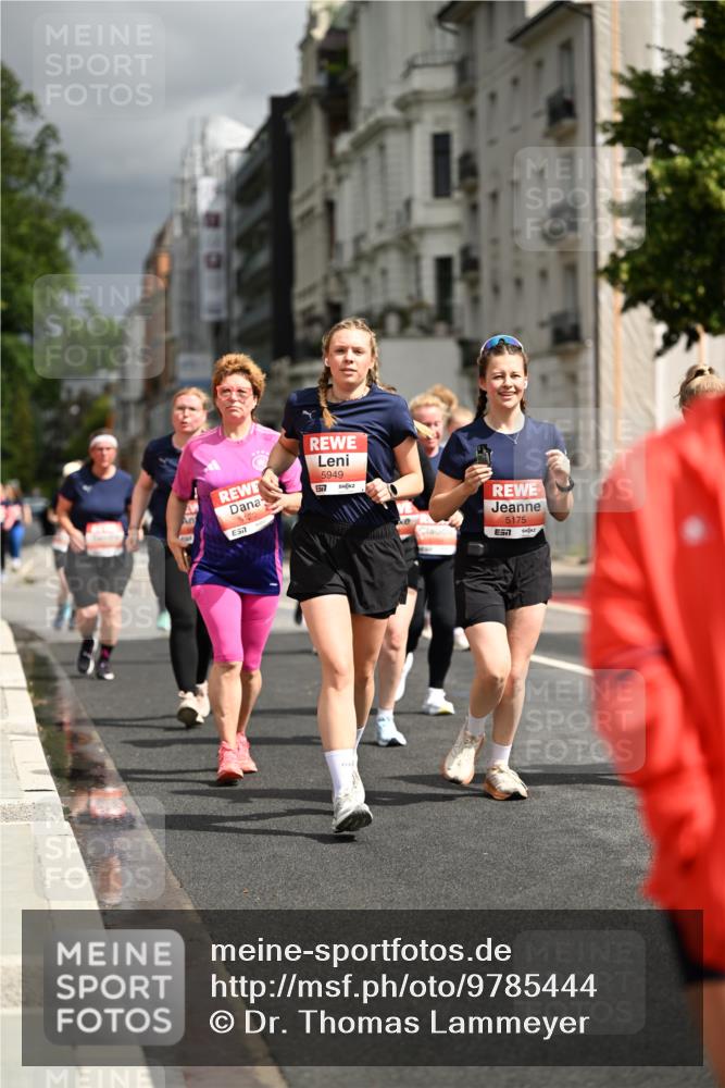 14.06.2026 - REWE Women's Run Dr. Thomas Lammeyer http://msf.ph/oto/9785444 14.06.2026 10:55:50 Laufen 5120, 7, 5949, 577, 5175, 57 meine-sportfotos.de