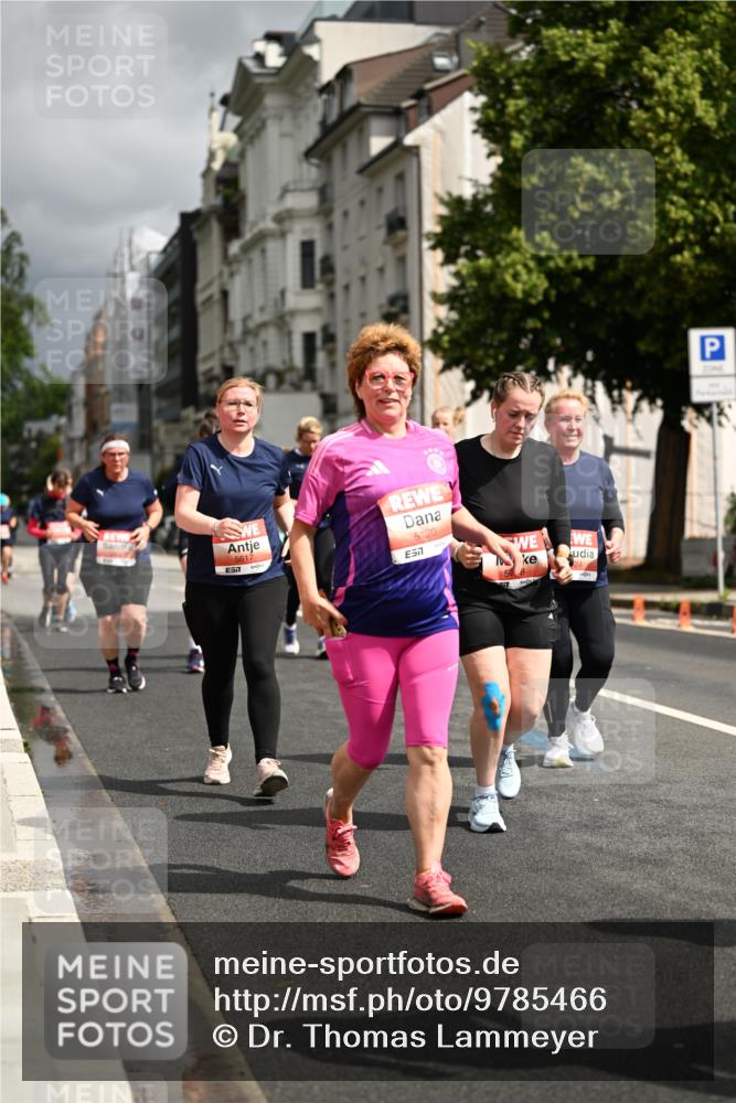 14.06.2026 - REWE Women's Run Dr. Thomas Lammeyer http://msf.ph/oto/9785466 14.06.2026 10:55:52 Laufen 5617, 5120, 57, 58, 24 meine-sportfotos.de