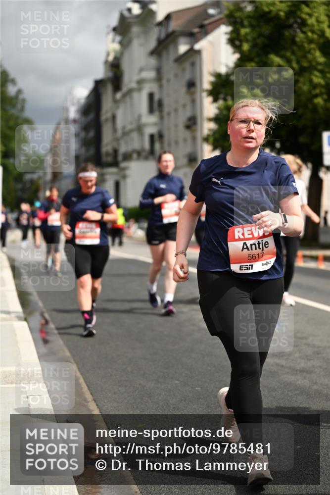 14.06.2026 - REWE Women's Run Dr. Thomas Lammeyer http://msf.ph/oto/9785481 14.06.2026 10:55:54 Laufen 5617 meine-sportfotos.de