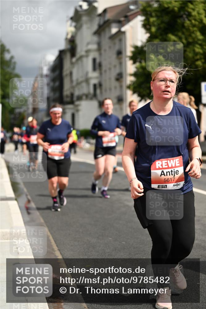 14.06.2026 - REWE Women's Run Dr. Thomas Lammeyer http://msf.ph/oto/9785482 14.06.2026 10:55:54 Laufen 5617 meine-sportfotos.de