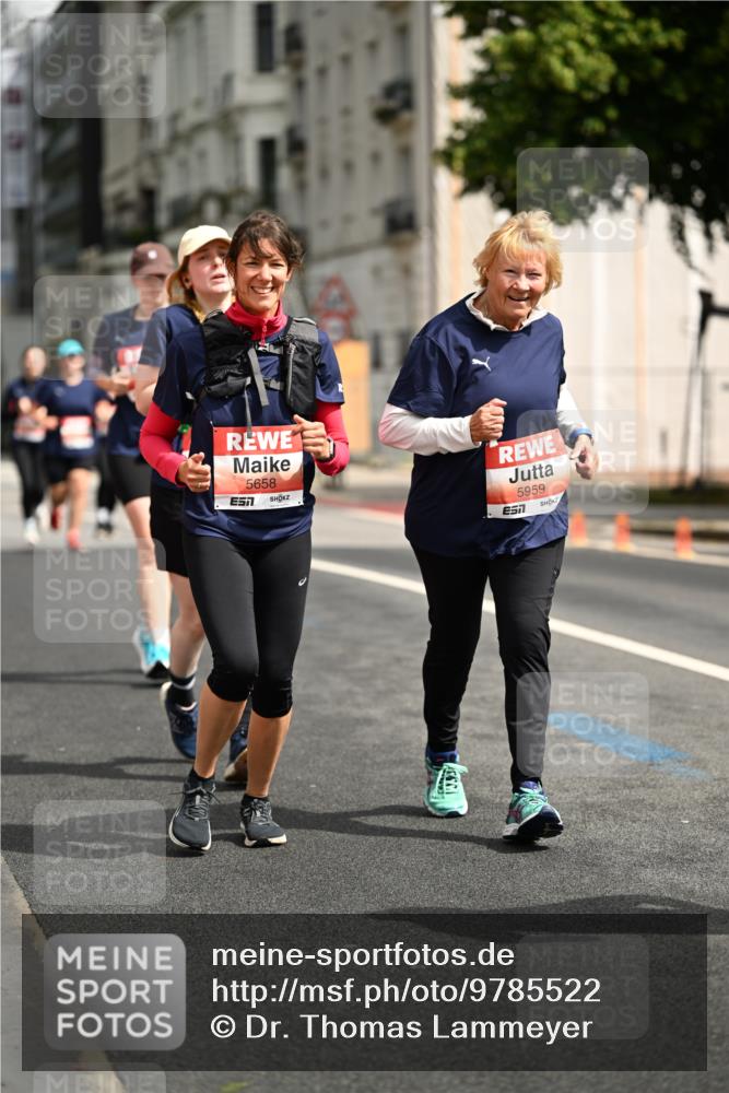 14.06.2026 - REWE Women's Run Dr. Thomas Lammeyer http://msf.ph/oto/9785522 14.06.2026 10:56:00 Laufen 5658, 5959, 7 meine-sportfotos.de