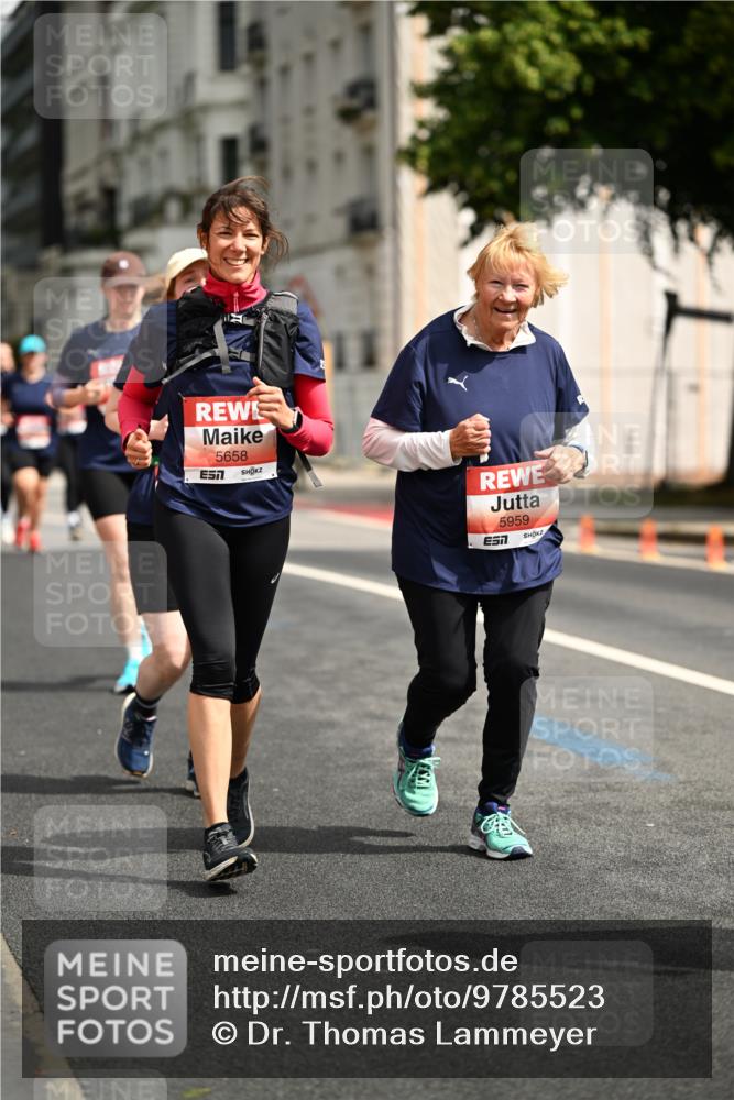 14.06.2026 - REWE Women's Run Dr. Thomas Lammeyer http://msf.ph/oto/9785523 14.06.2026 10:56:00 Laufen 5658, 5959, 57 meine-sportfotos.de
