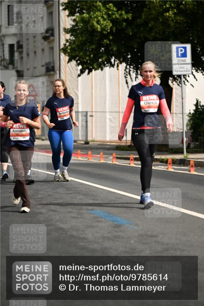 14.06.2026 - REWE Women's Run Dr. Thomas Lammeyer http://msf.ph/oto/9785614 14.06.2026 10:56:12 Laufen 5081 meine-sportfotos.de