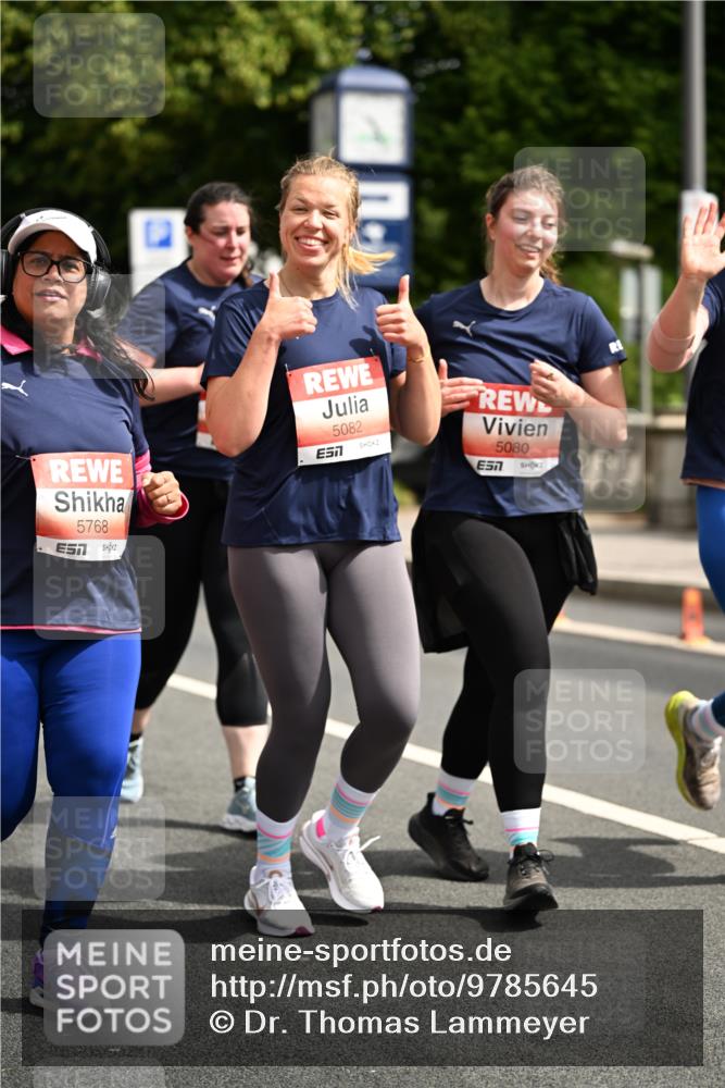 14.06.2026 - REWE Women's Run Dr. Thomas Lammeyer http://msf.ph/oto/9785645 14.06.2026 10:56:17 Laufen 5768, 5082, 7, 5080, 7 meine-sportfotos.de
