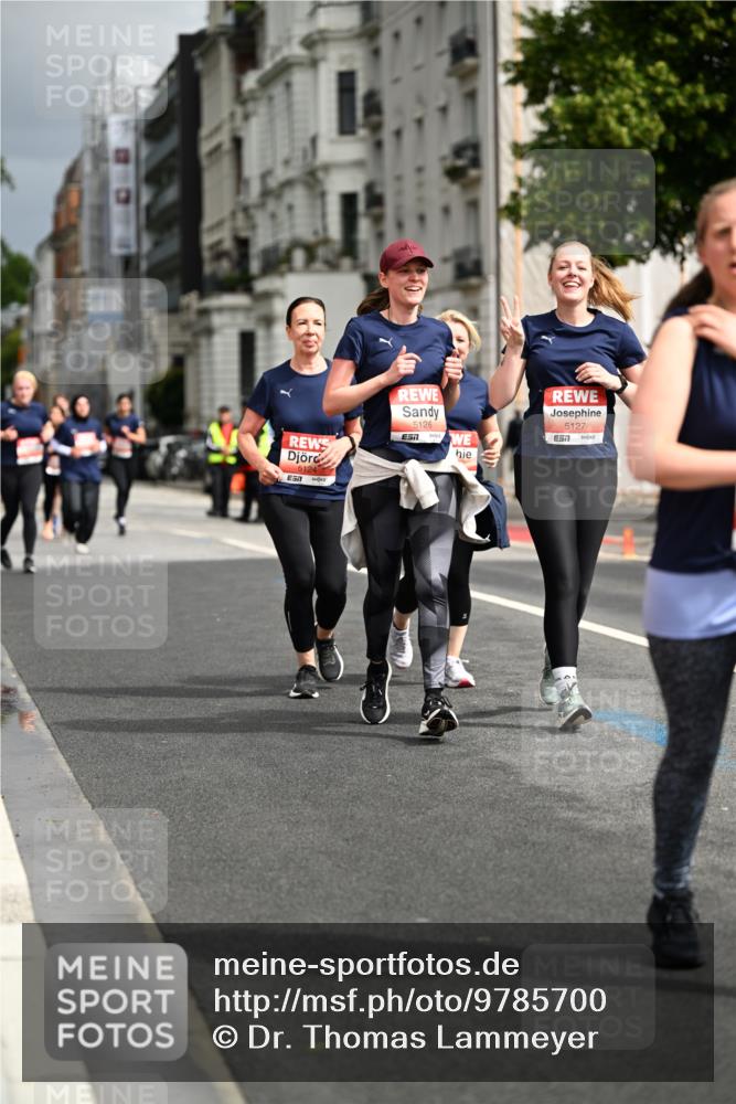 14.06.2026 - REWE Women's Run Dr. Thomas Lammeyer http://msf.ph/oto/9785700 14.06.2026 10:56:29 Laufen 5124, 5126, 5127, 7 meine-sportfotos.de