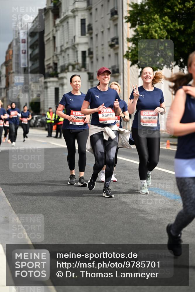 14.06.2026 - REWE Women's Run Dr. Thomas Lammeyer http://msf.ph/oto/9785701 14.06.2026 10:56:29 Laufen 5126, 5124, 5127, 7 meine-sportfotos.de