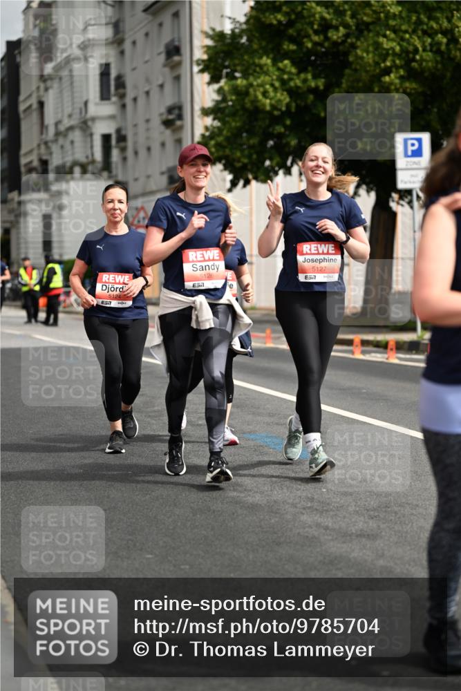 14.06.2026 - REWE Women's Run Dr. Thomas Lammeyer http://msf.ph/oto/9785704 14.06.2026 10:56:30 Laufen 5124, 5126, 5127, 57 meine-sportfotos.de