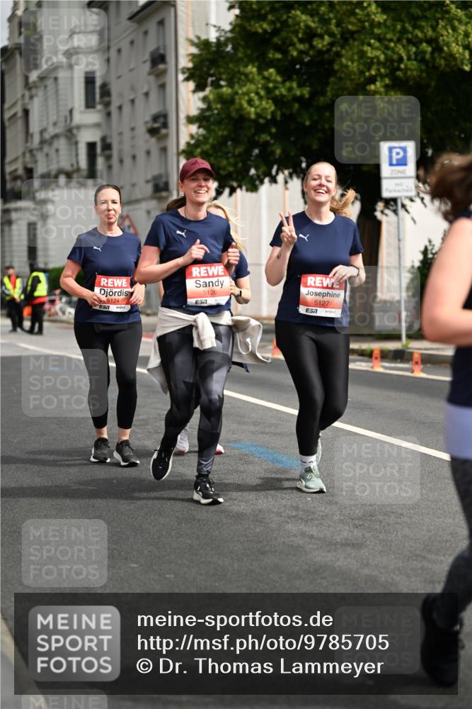 14.06.2026 - REWE Women's Run Dr. Thomas Lammeyer http://msf.ph/oto/9785705 14.06.2026 10:56:30 Laufen 5124, 5126, 57, 5127, 7 meine-sportfotos.de