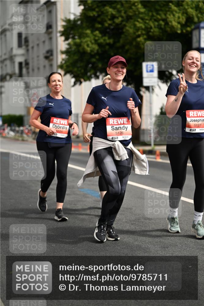 14.06.2026 - REWE Women's Run Dr. Thomas Lammeyer http://msf.ph/oto/9785711 14.06.2026 10:56:31 Laufen 124, 5126, 7, 5127 meine-sportfotos.de