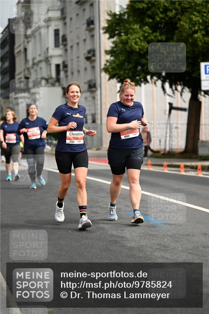 14.06.2026 - REWE Women's Run Dr. Thomas Lammeyer http://msf.ph/oto/9785824 14.06.2026 10:56:48 Laufen 5105, 5097, 57 meine-sportfotos.de