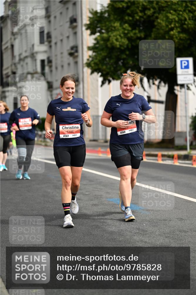 14.06.2026 - REWE Women's Run Dr. Thomas Lammeyer http://msf.ph/oto/9785828 14.06.2026 10:56:48 Laufen 5105, 57, 6697, 7 meine-sportfotos.de