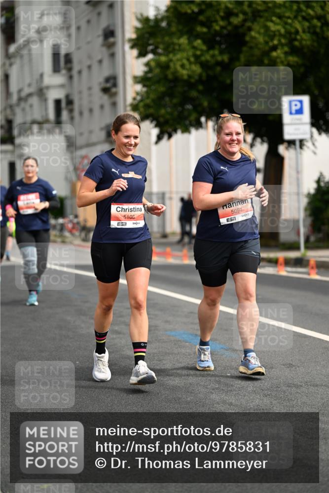 14.06.2026 - REWE Women's Run Dr. Thomas Lammeyer http://msf.ph/oto/9785831 14.06.2026 10:56:48 Laufen 5105, 5097, 7 meine-sportfotos.de