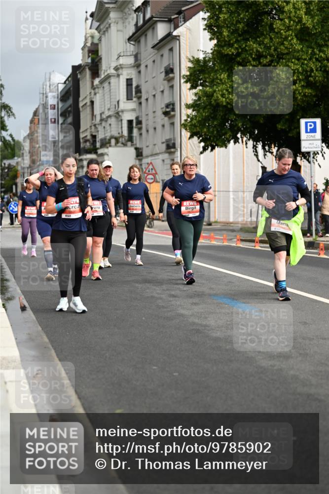 14.06.2026 - REWE Women's Run Dr. Thomas Lammeyer http://msf.ph/oto/9785902 14.06.2026 10:56:58 Laufen 5671 meine-sportfotos.de