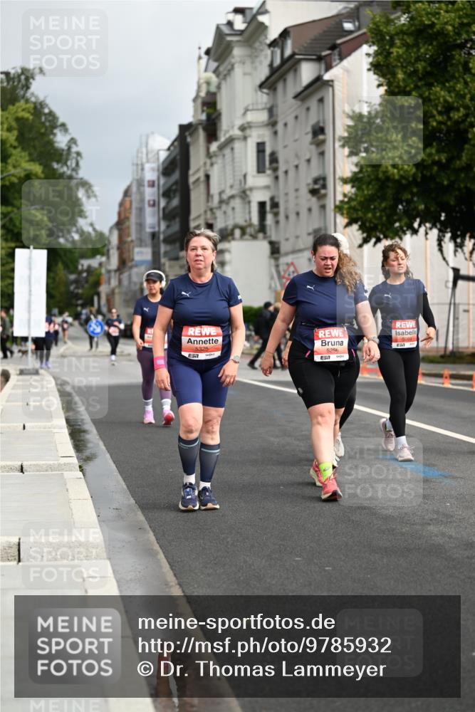14.06.2026 - REWE Women's Run Dr. Thomas Lammeyer http://msf.ph/oto/9785932 14.06.2026 10:57:01 Laufen 5325, 7, 5256, 7 meine-sportfotos.de