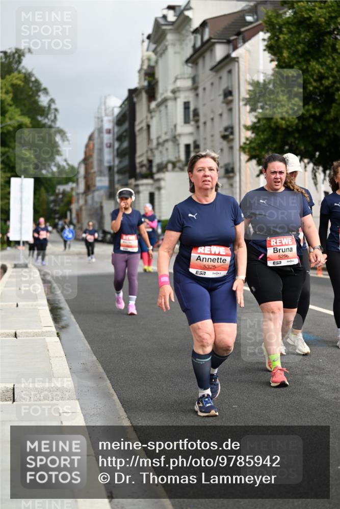 14.06.2026 - REWE Women's Run Dr. Thomas Lammeyer http://msf.ph/oto/9785942 14.06.2026 10:57:02 Laufen 5325, 7, 5256 meine-sportfotos.de