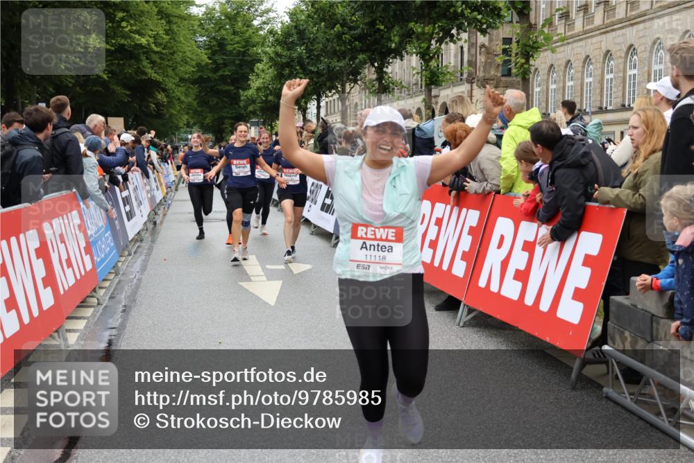 14.06.2026 - REWE Women's Run Strokosch-Dieckow http://msf.ph/oto/9785985 14.06.2026 10:04:37 Ziel 10486, 10660, 10771, 10779, 10787, 10788, 11002, 11118, 11144, 11187, 11473 meine-sportfotos.de