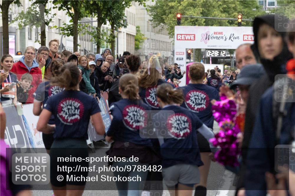 14.06.2026 - REWE Women's Run Michael Strokosch http://msf.ph/oto/9788482 14.06.2026 10:58:45 Laufen 5, 0, 28, 12, 7 meine-sportfotos.de