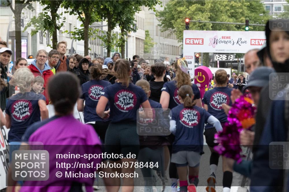 14.06.2026 - REWE Women's Run Michael Strokosch http://msf.ph/oto/9788484 14.06.2026 10:58:45 Laufen 5, 0, 28, 13, 57 meine-sportfotos.de