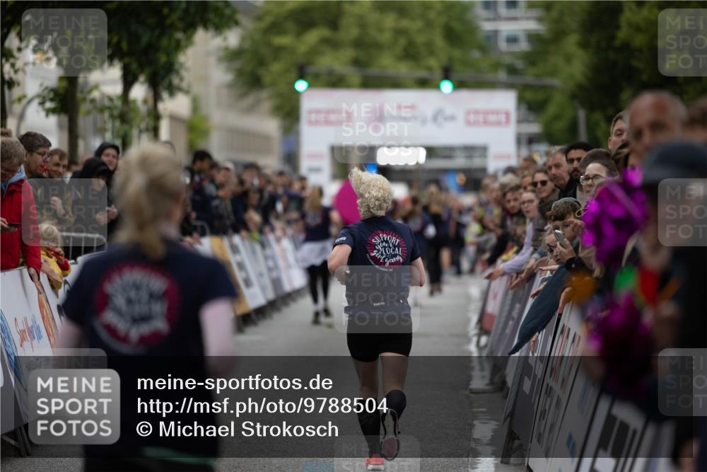 14.06.2026 - REWE Women's Run Michael Strokosch http://msf.ph/oto/9788504 14.06.2026 10:59:10 Laufen  meine-sportfotos.de
