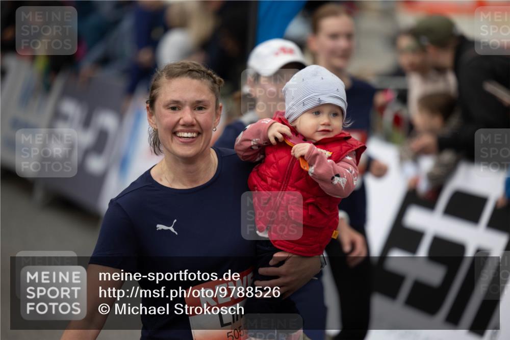 14.06.2026 - REWE Women's Run Michael Strokosch http://msf.ph/oto/9788526 14.06.2026 11:01:07 Laufen 5055 meine-sportfotos.de