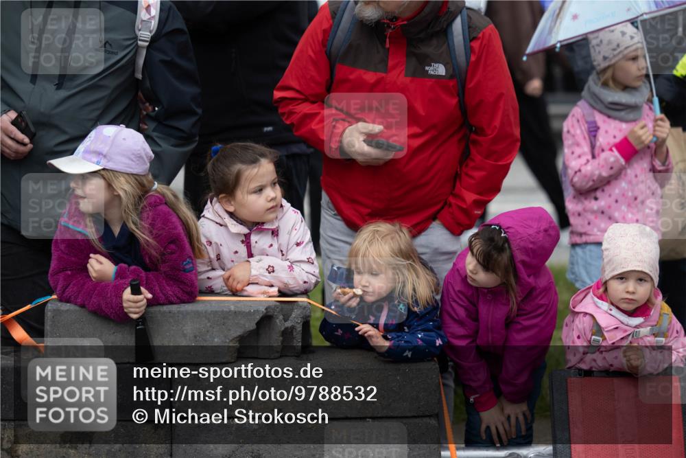 14.06.2026 - REWE Women's Run Michael Strokosch http://msf.ph/oto/9788532 14.06.2026 11:01:34 Laufen 9 meine-sportfotos.de