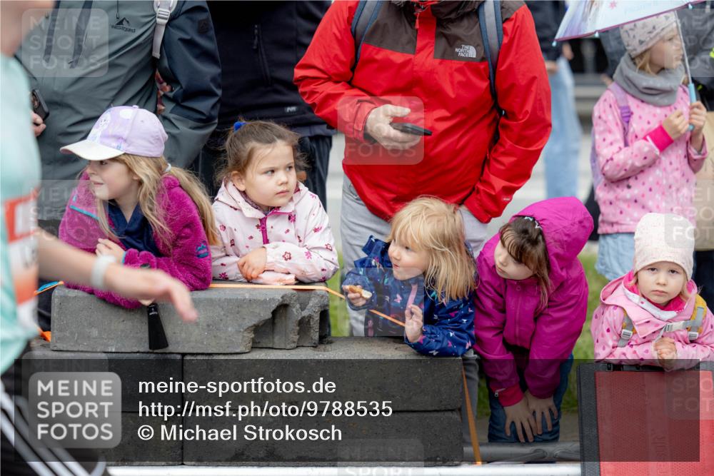 14.06.2026 - REWE Women's Run Michael Strokosch http://msf.ph/oto/9788535 14.06.2026 11:01:36 Laufen  meine-sportfotos.de