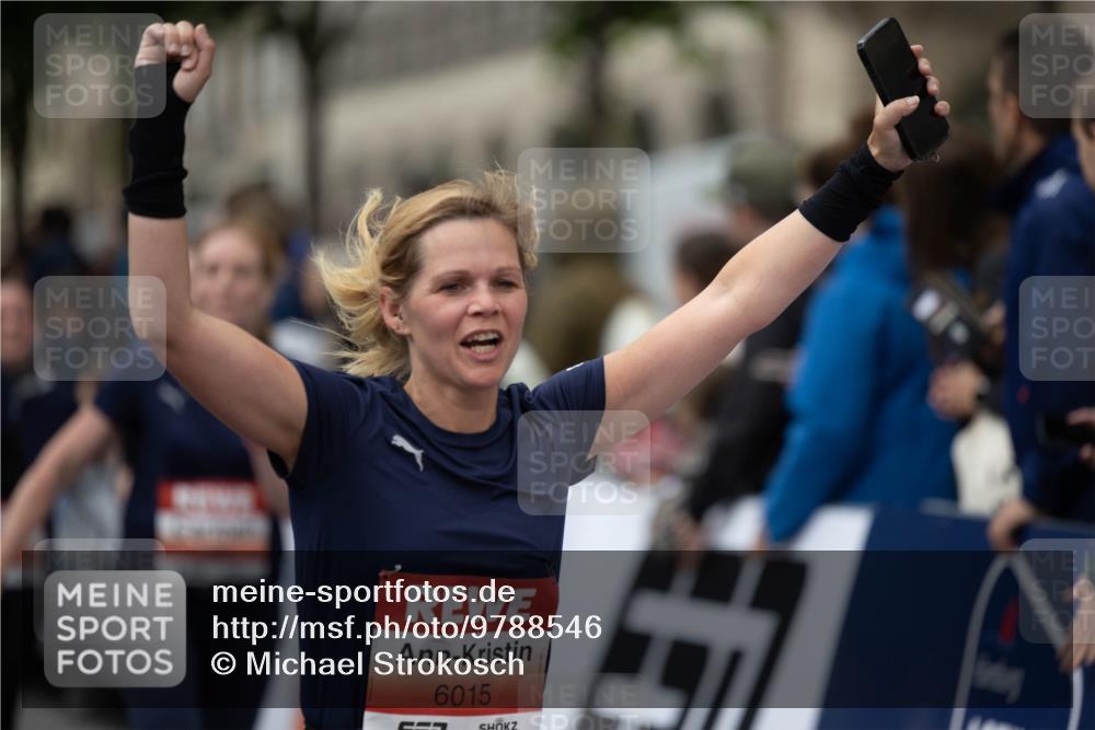 14.06.2026 - REWE Women's Run Michael Strokosch http://msf.ph/oto/9788546 14.06.2026 11:01:55 Laufen 6015, 41 meine-sportfotos.de