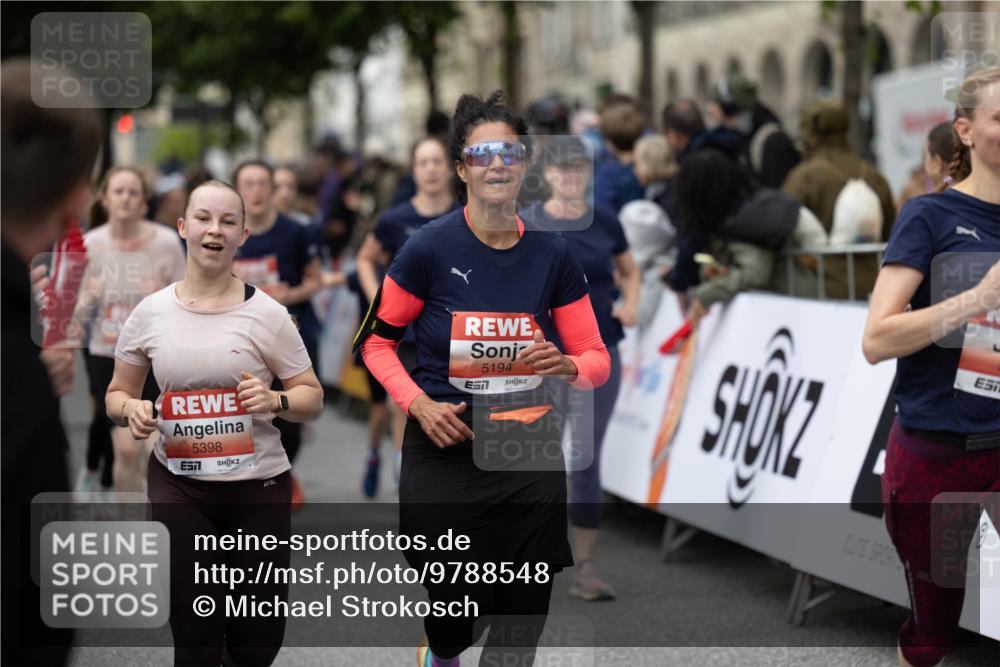 14.06.2026 - REWE Women's Run Michael Strokosch http://msf.ph/oto/9788548 14.06.2026 11:02:07 Laufen 5398, 5194 meine-sportfotos.de