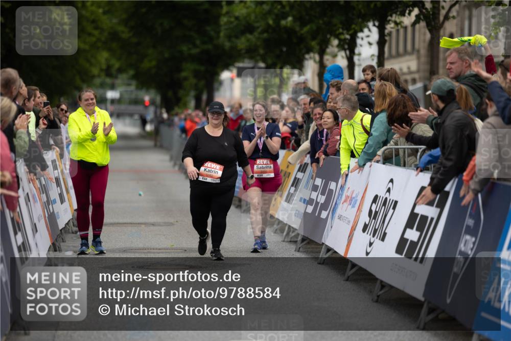 14.06.2026 - REWE Women's Run Michael Strokosch http://msf.ph/oto/9788584 14.06.2026 11:26:50 Laufen 5562, 5100 meine-sportfotos.de