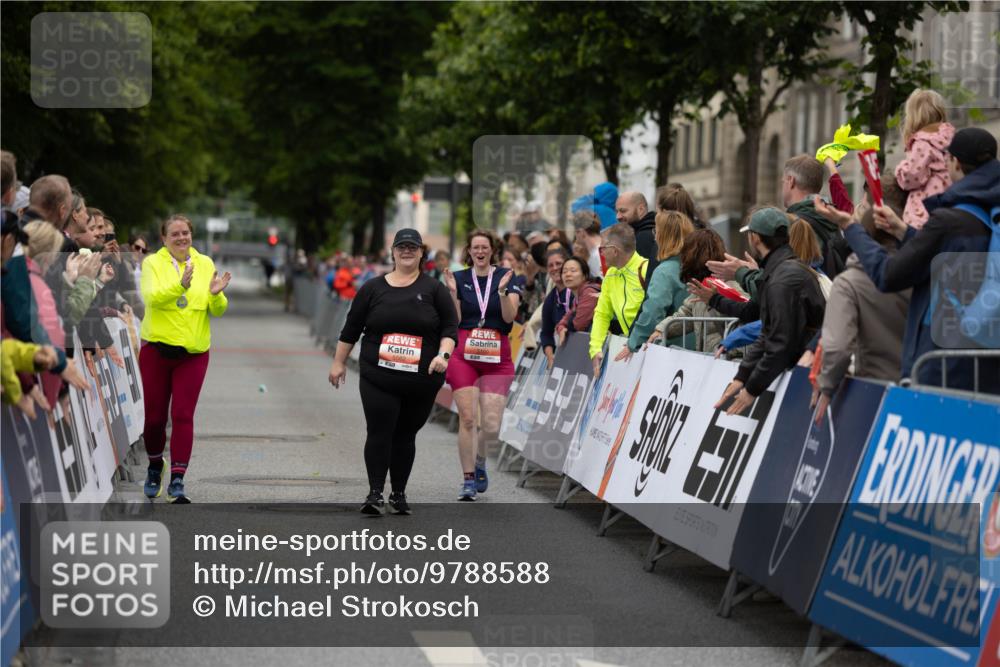 14.06.2026 - REWE Women's Run Michael Strokosch http://msf.ph/oto/9788588 14.06.2026 11:26:51 Laufen  meine-sportfotos.de