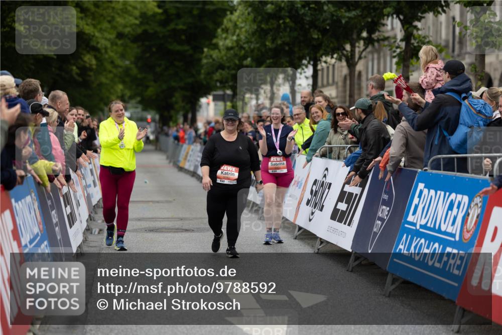 14.06.2026 - REWE Women's Run Michael Strokosch http://msf.ph/oto/9788592 14.06.2026 11:26:53 Laufen  meine-sportfotos.de