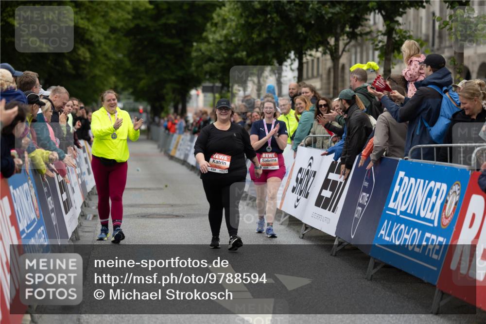 14.06.2026 - REWE Women's Run Michael Strokosch http://msf.ph/oto/9788594 14.06.2026 11:26:54 Laufen  meine-sportfotos.de