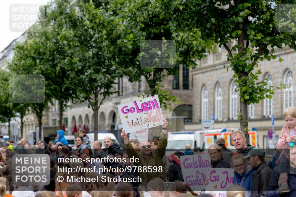14.06.2026 - REWE Women's Run Michael Strokosch http://msf.ph/oto/9788598 14.06.2026 11:28:36 Laufen  meine-sportfotos.de