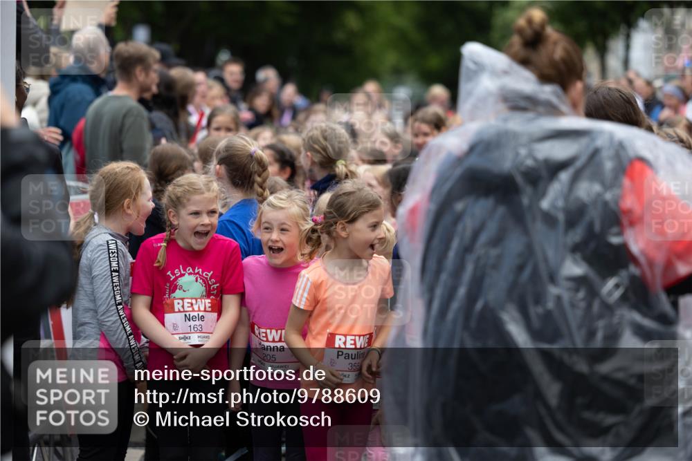 14.06.2026 - REWE Women's Run Michael Strokosch http://msf.ph/oto/9788609 14.06.2026 11:29:40 Laufen 163, 205, 355 meine-sportfotos.de