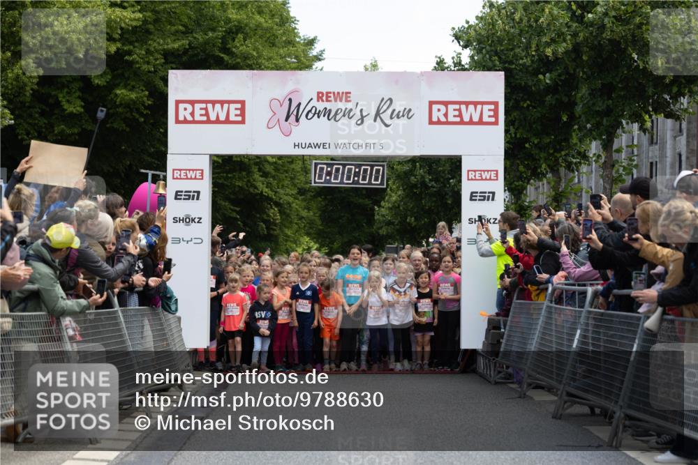 14.06.2026 - REWE Women's Run Michael Strokosch http://msf.ph/oto/9788630 14.06.2026 11:32:35 Laufen 5, 0, 00, 00, 34, 9506 meine-sportfotos.de
