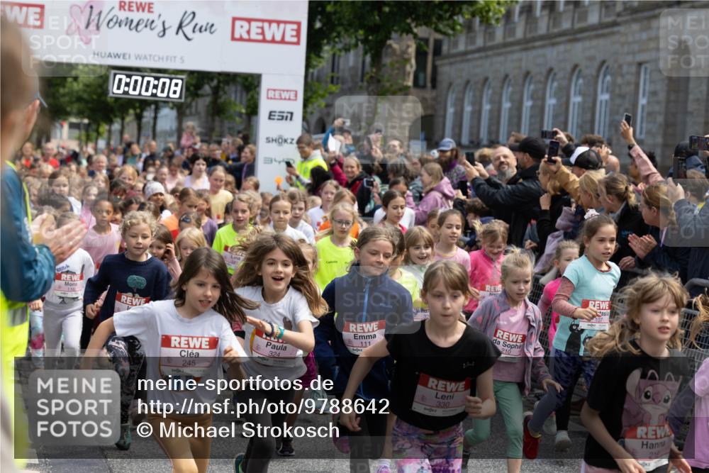 14.06.2026 - REWE Women's Run Michael Strokosch http://msf.ph/oto/9788642 14.06.2026 11:32:51 Laufen 0, 00, 08, 7, 116, 245, 340, 324, 210, 111, 330, 107, 219, 7847 meine-sportfotos.de
