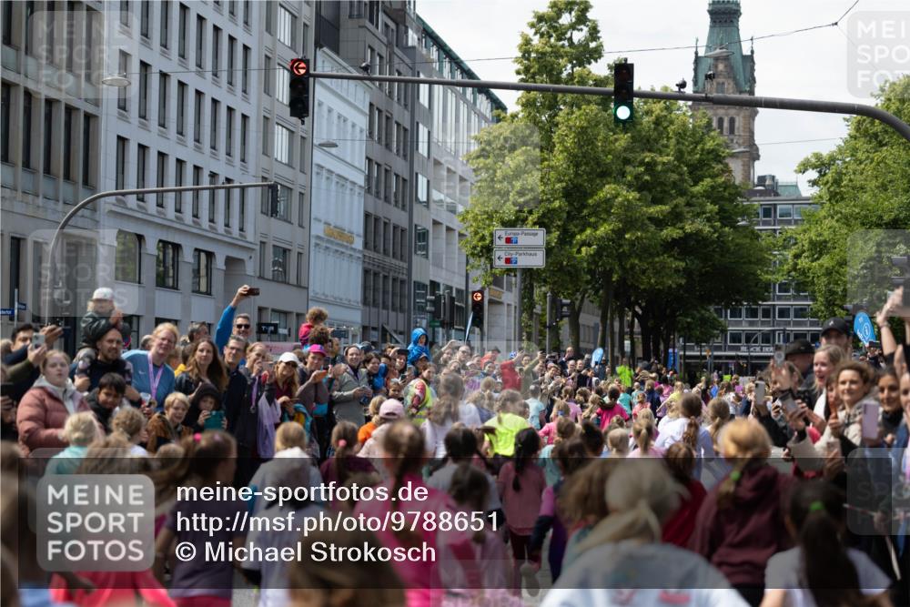 14.06.2026 - REWE Women's Run Michael Strokosch http://msf.ph/oto/9788651 14.06.2026 11:33:02 Laufen  meine-sportfotos.de