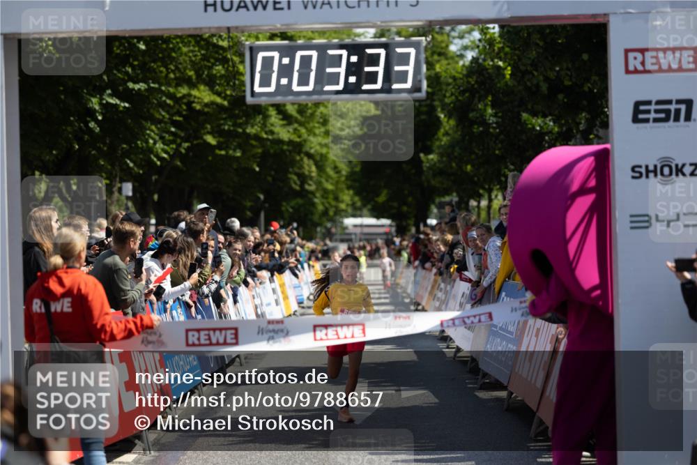 14.06.2026 - REWE Women's Run Michael Strokosch http://msf.ph/oto/9788657 14.06.2026 11:36:15 Laufen 0, 03, 33, 34 meine-sportfotos.de