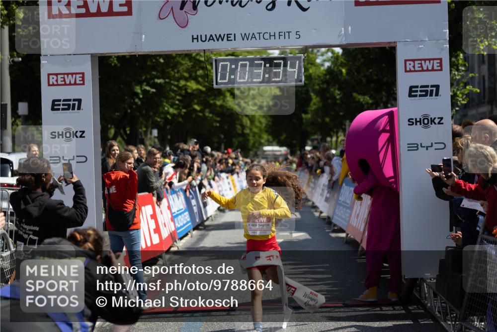 14.06.2026 - REWE Women's Run Michael Strokosch http://msf.ph/oto/9788664 14.06.2026 11:36:17 Laufen 5, 0, 03, 34, 307, 3 meine-sportfotos.de