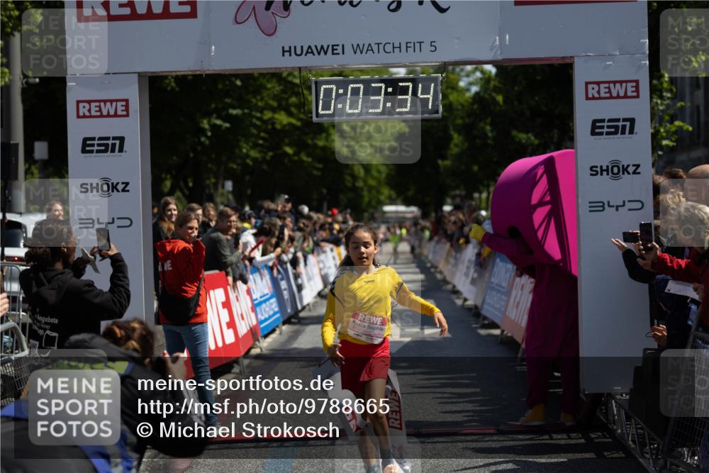 14.06.2026 - REWE Women's Run Michael Strokosch http://msf.ph/oto/9788665 14.06.2026 11:36:17 Laufen 0, 03, 34, 307, 3 meine-sportfotos.de
