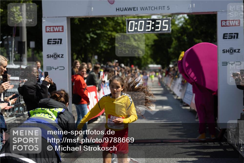 14.06.2026 - REWE Women's Run Michael Strokosch http://msf.ph/oto/9788669 14.06.2026 11:36:18 Laufen 7, 3, 5, 0, 03, 35, 2, 307, 34 meine-sportfotos.de