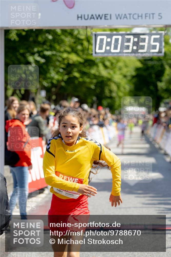 14.06.2026 - REWE Women's Run Michael Strokosch http://msf.ph/oto/9788670 14.06.2026 11:36:18 Laufen 5, 0, 03, 35, 5 meine-sportfotos.de