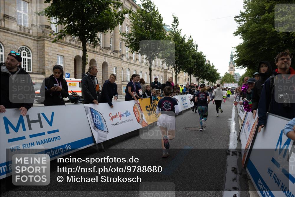 14.06.2026 - REWE Women's Run Michael Strokosch http://msf.ph/oto/9788680 14.06.2026 10:59:48 Laufen 5, 1 meine-sportfotos.de