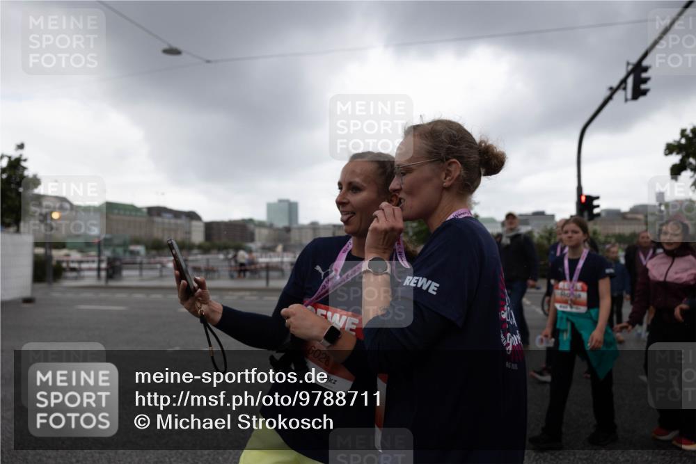 14.06.2026 - REWE Women's Run Michael Strokosch http://msf.ph/oto/9788711 14.06.2026 11:07:00 Laufen 2026, 6028, 226 meine-sportfotos.de